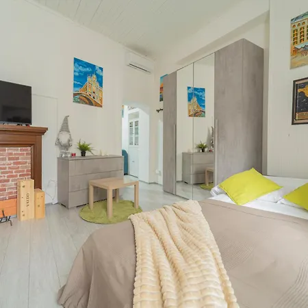 Art Design Apartment - City Center-2